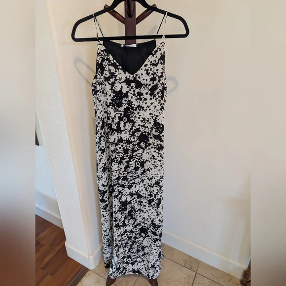 Elegant Black and White Strappy Floral Maxi Dress, Size S - NEW - Picture 7 of 8
